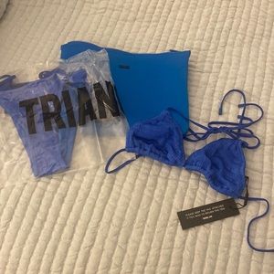 BNWT Triangl bikini blue